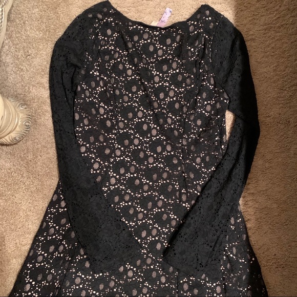 Black and beige dress - Picture 5 of 5
